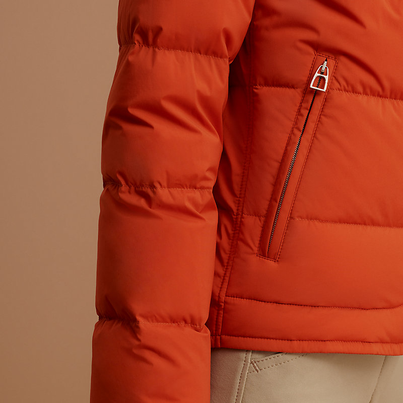 ダウンジャケット 《ピウミーノ》 | Hermès - エルメス-公式サイト ダウンジャケット 《ピウミーノ》 | Hermès - エルメス-公式サイト